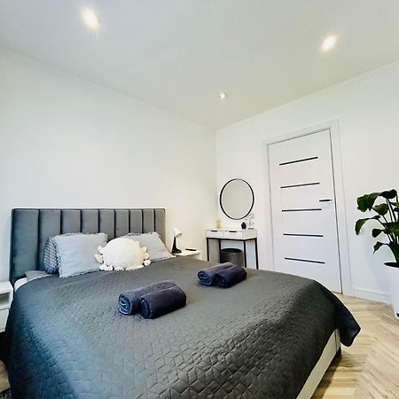 Szep Erno Vip Apartman Hajdúszoboszló Exteriör bild